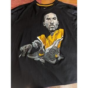 T-Shirt Xxl 2Xl Kobe Bryant Black Mamba Comicgreat Shape Worn 3 Times